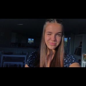 Meet your Posher, Vanessa